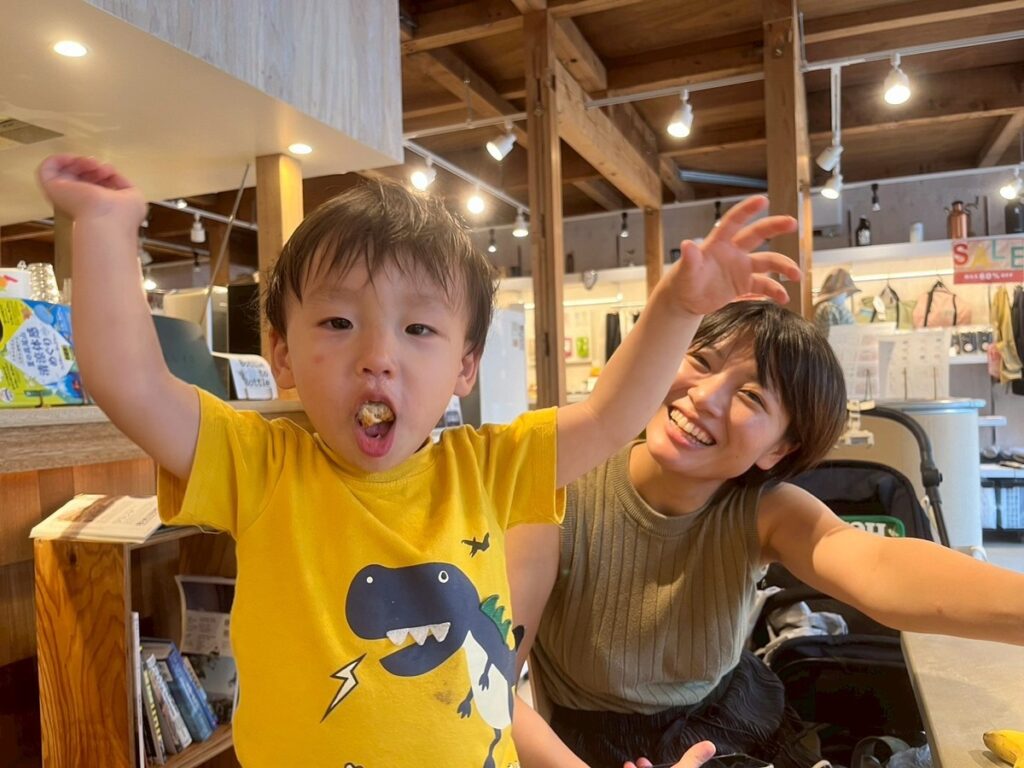 内丸さんとお子さんの画像